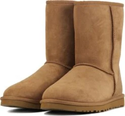 UGG Enkellaarzen Heren / Boots / Laarzen / Herenschoenen - Wol - Classic Short - Cognac - Maat 43 -Nike Winkel 1200x1110 2