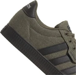 ADIDAS SPORTSWEAR Daily 3.0 Sneakers - Olistr / Cblack / Ftwwht - Heren - EU 44 -Nike Winkel 1200x1186