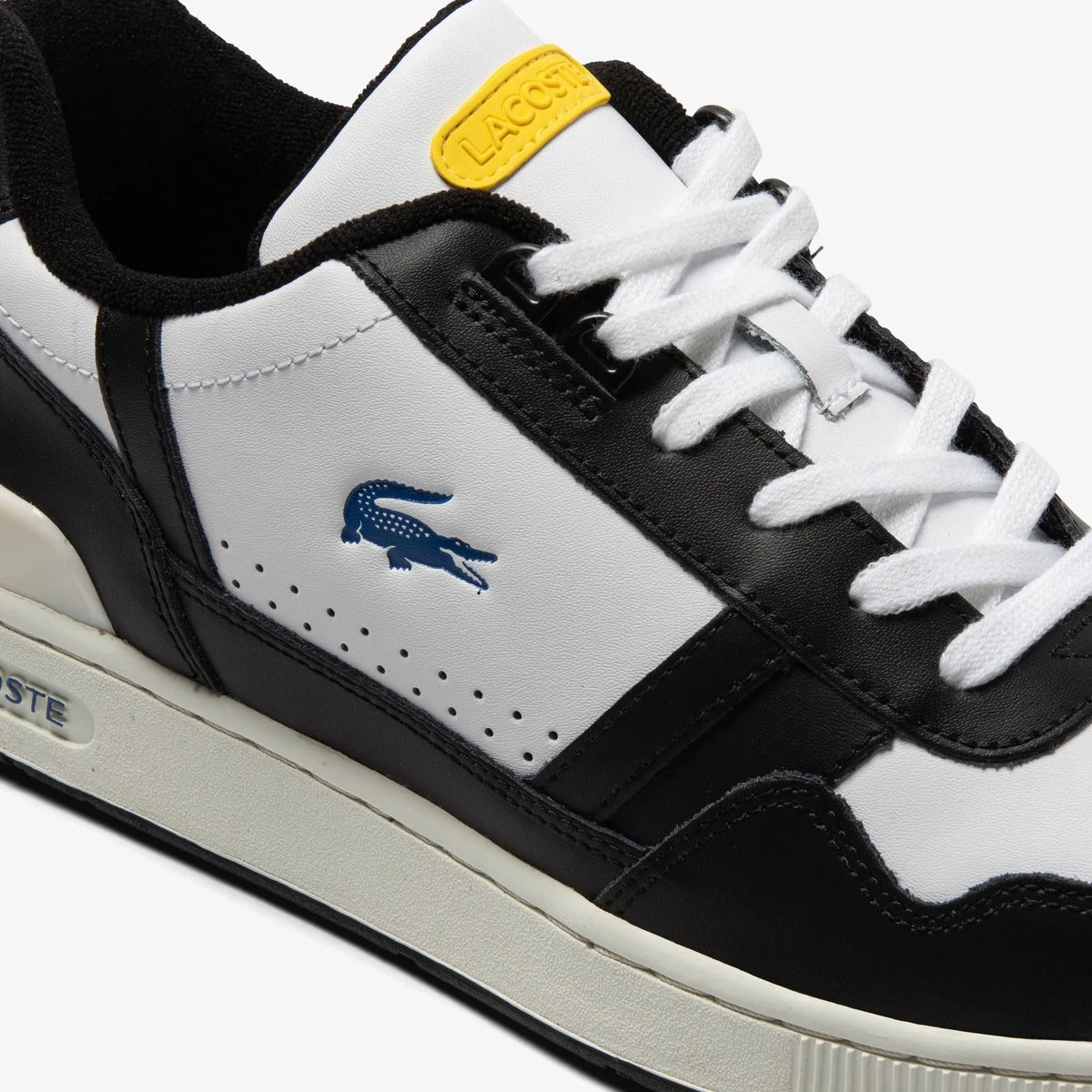 Lacoste T-Clip Heren Sneakers - Wit/Zwart - Maat 45 6 Lacoste T-Clip Heren Sneakers - Wit/Zwart - Maat 45 - Afbeelding 4