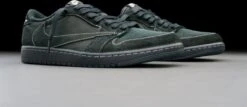 Nike Air Jordan 1 Retro Low OG SP Travis Scott Black Phantom DM7866-001 Maat 41 ZWART Schoenen 18 Nike Air Jordan 1 Retro Low OG SP Travis Scott Black Phantom DM7866-001 Maat 41 ZWART Schoenen -Nike Winkel 1200x519 15