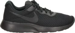 Nike Tanjun Heren Sneakers - Black/Black-Barely Volt - Maat 43