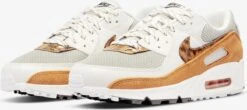 Nike Air Max 90 - Dames - Maat 35.5 -Nike Winkel 1200x532
