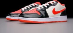 Nike Air Jordan 1 Low Halloween (2023) (GS) DV1335-800 Maat 39 Kleur Als Op Foto Schoenen 12 Nike Air Jordan 1 Low Halloween (2023) (GS) DV1335-800 Maat 39 Kleur Als Op Foto Schoenen -Nike Winkel 1200x547 4