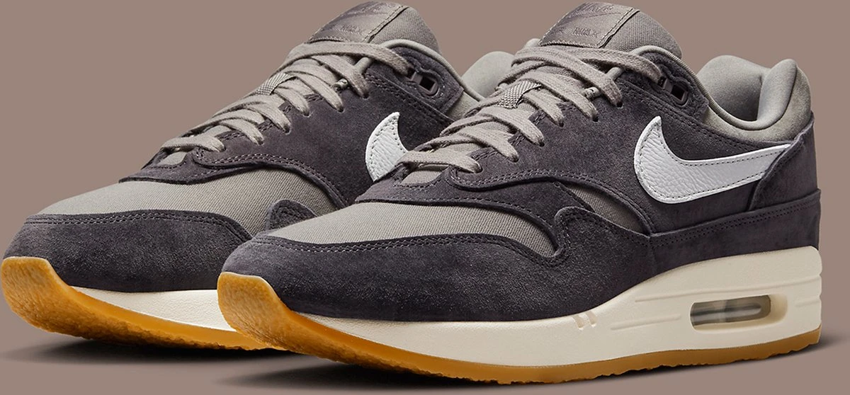 Nike Air Max 1 PRM Crepe “Soft Grey” - Maat: 44 3 Nike Air Max 1 PRM Crepe “Soft Grey” - Maat: 44