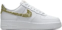 NIKE AIR FORCE 1 07 ESS SNEAKER MAAT 37.5