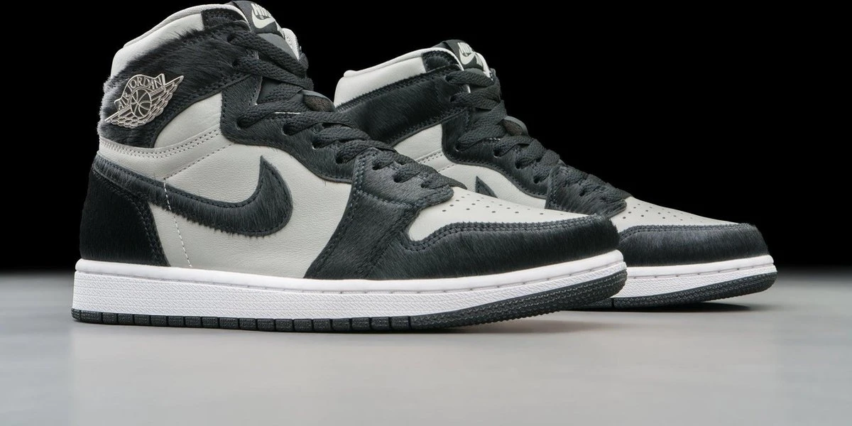 Nike Air Jordan 1 Retro High OG Twist 2.0 Medium Grey DZ2523-001 Maat 39 GRIJS Schoenen 9 Nike Air Jordan 1 Retro High OG Twist 2.0 Medium Grey DZ2523-001 Maat 39 GRIJS Schoenen - Afbeelding 7