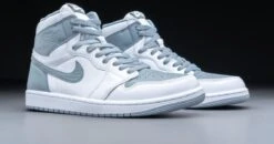 Nike Air Jordan 1 Retro High OG, Stealth, 555088-037, EUR 43 -Nike Winkel 1200x631 6