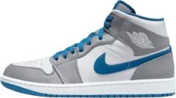 Nike Air Jordan 1 Mid True Blue Cement (GS) Maat 36.5/4.5Y DQ8423 014 -Nike Winkel 1200x671 2