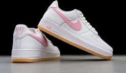 Nike Air Force 1 Low 07 Retro Pink Gum DM0576-101 Maat 40 ROZE Schoenen -Nike Winkel 1200x701