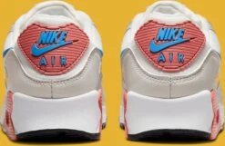 Sneakers Nike Air Max 90 Wit/Blauw/Geel/Zalm - Maat 44 -Nike Winkel 1200x782 1