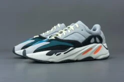 Adidas Yeezy Boost 700 Wave Runner Solid Grey B75571 Maat 40 2/3 GRIJS Schoenen 22 Adidas Yeezy Boost 700 Wave Runner Solid Grey B75571 Maat 40 2/3 GRIJS Schoenen -Nike Winkel 1200x799 1