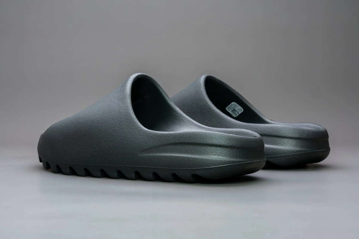 Adidas Yeezy Slide Onyx HQ6448 Maat 39 Kleur Als Op Foto Schoenen 10 Adidas Yeezy Slide Onyx HQ6448 Maat 39 Kleur Als Op Foto Schoenen - Afbeelding 8