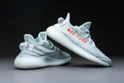 Adidas Yeezy Boost 350 V2, Blue Tint, B37571, EUR 36 2/3 -Nike Winkel 1200x800 165