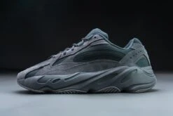 Adidas Yeezy Boost 700 V2 Vanta FU6684 Maat 44 Kleur Als Op Foto Schoenen 17 Adidas Yeezy Boost 700 V2 Vanta FU6684 Maat 44 Kleur Als Op Foto Schoenen -Nike Winkel 1200x800 198