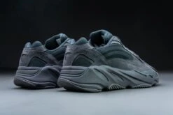 Adidas Yeezy Boost 700 V2 Vanta FU6684 Maat 44 Kleur Als Op Foto Schoenen 18 Adidas Yeezy Boost 700 V2 Vanta FU6684 Maat 44 Kleur Als Op Foto Schoenen -Nike Winkel 1200x800 199