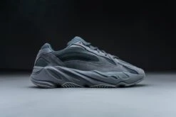 Adidas Yeezy Boost 700 V2 Vanta FU6684 Maat 44 Kleur Als Op Foto Schoenen 21 Adidas Yeezy Boost 700 V2 Vanta FU6684 Maat 44 Kleur Als Op Foto Schoenen -Nike Winkel 1200x800 202