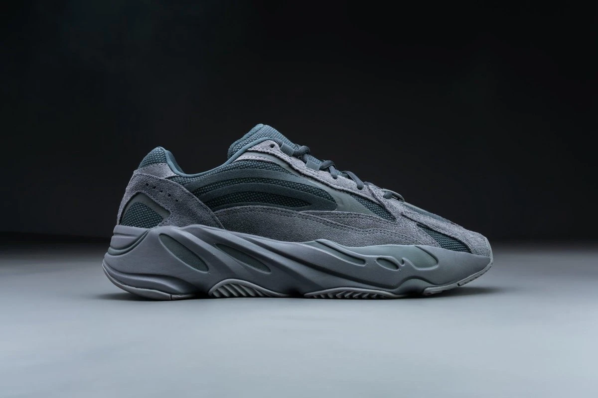 Adidas Yeezy Boost 700 V2 Vanta FU6684 Maat 44 Kleur Als Op Foto Schoenen 12 Adidas Yeezy Boost 700 V2 Vanta FU6684 Maat 44 Kleur Als Op Foto Schoenen - Afbeelding 10