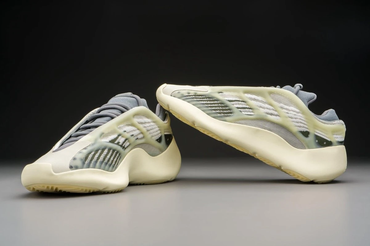 Adidas Yeezy 700 V3 Fade Salt ID1674 Maat 43 1/3 Kleur Als Op Foto Schoenen 7 Adidas Yeezy 700 V3 Fade Salt ID1674 Maat 43 1/3 Kleur Als Op Foto Schoenen - Afbeelding 5
