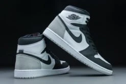 Nike Air Jordan 1 Retro High OG Stage Haze 555088-108 Maat 42 Kleur Als Op Foto Schoenen -Nike Winkel 1200x800 273