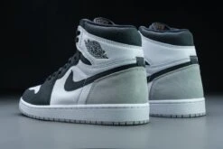 Nike Air Jordan 1 Retro High OG Stage Haze 555088-108 Maat 42 Kleur Als Op Foto Schoenen -Nike Winkel 1200x800 274