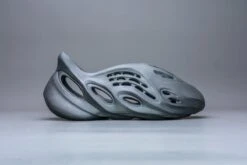 Adidas Yeezy Foam Runner Onyx HP8739 Maat 43 Kleur Als Op Foto Schoenen -Nike Winkel 1200x800 278