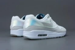 Nike Air Max 1 | AMD La Ville Lumière | DQ9326-100 | Maat 42.5 | US Mens 9 | US Womens 10.5 | UK 8 | CM27.5 | Kleur Als Op Foto -Nike Winkel 1200x800 289