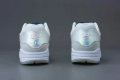 Nike Air Max 1 | AMD La Ville Lumière | DQ9326-100 | Maat 42.5 | US Mens 9 | US Womens 10.5 | UK 8 | CM27.5 | Kleur Als Op Foto -Nike Winkel 1200x800 292