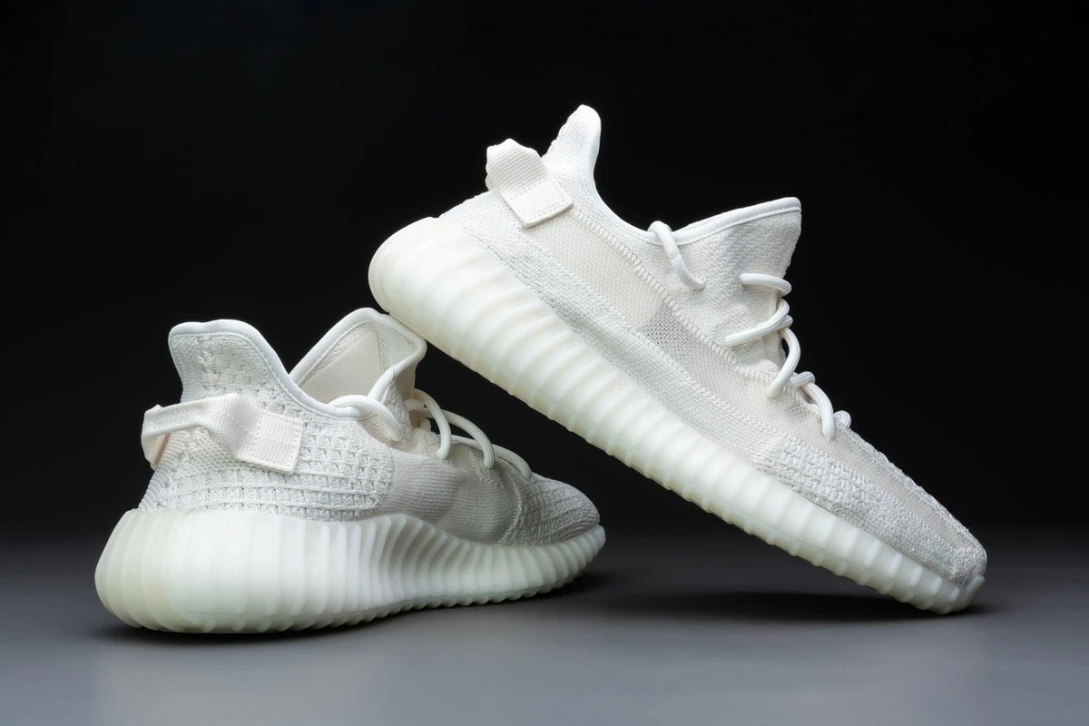 Adidas Yeezy Boost 350 V2 BONE 2022 HQ6316 - Maat 36 6 Adidas Yeezy Boost 350 V2 BONE 2022 HQ6316 - Maat 36 - Afbeelding 4
