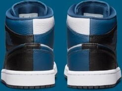 Sneakers Nike Air Jordan 1 Mid Special Edition "Split Blue" - Maat 36.5 -Nike Winkel 1200x896