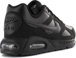 Nike Air Max IVO Leather Schoen - Heren -Nike Winkel 1200x915