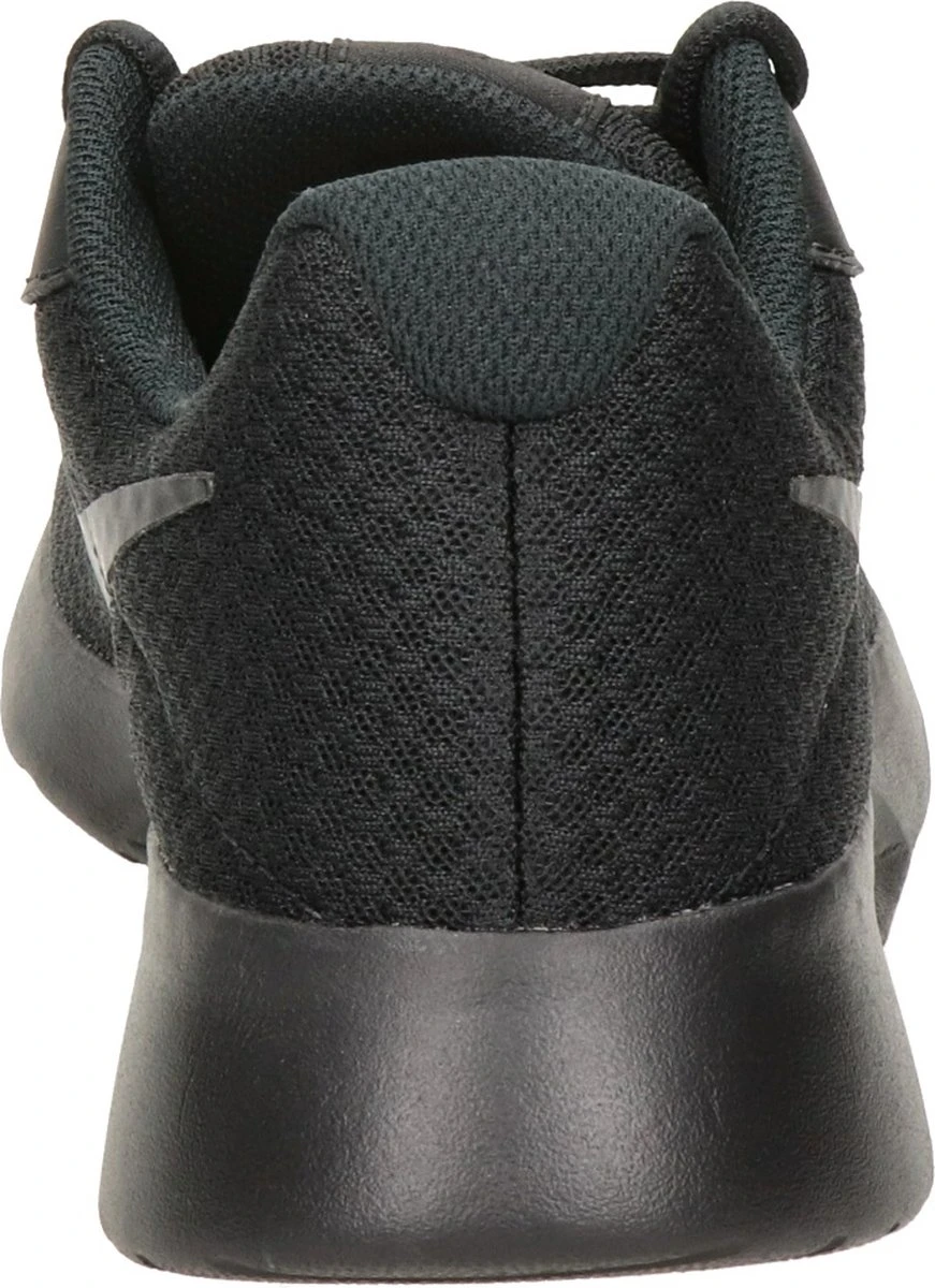 Nike Tanjun Heren Sneakers - Black/Black-Barely Volt - Maat 43 7 Nike Tanjun Heren Sneakers - Black/Black-Barely Volt - Maat 43 - Afbeelding 5