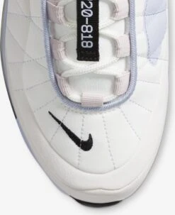 Nike Air Max 720-818 MX - Sneakers - Unisex - Maat 42.5 - Summit White -Nike Winkel 977x1200